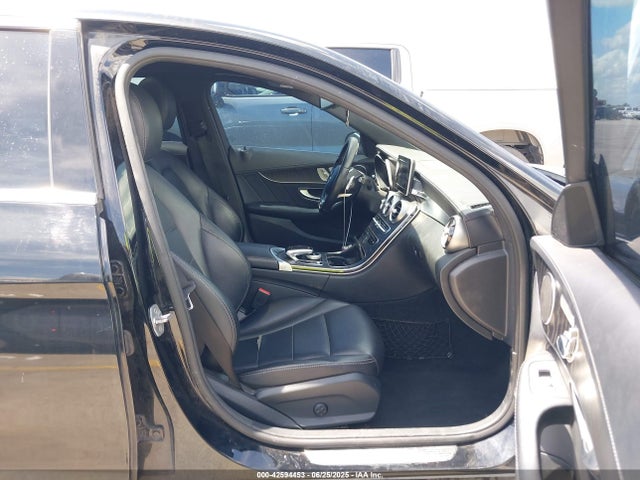 Mercedes-Benz 2016 2016 55SWF4JB9GU169458 Image 5