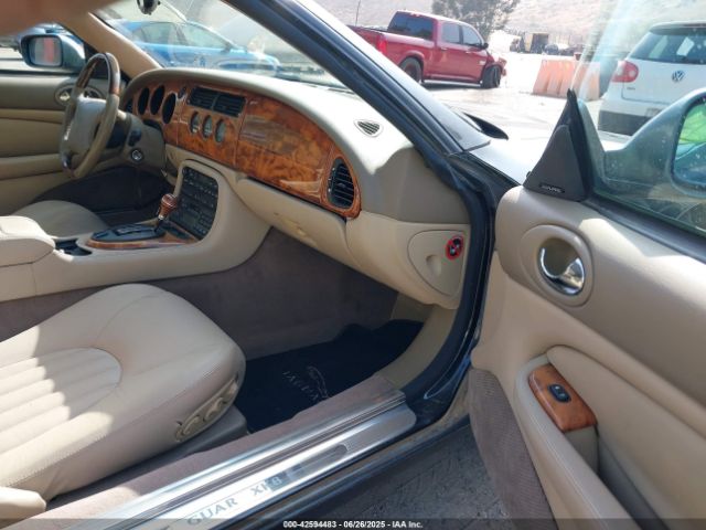 2000 JAGUAR XK8 SAJJA42C9YNA07614 Photo 4