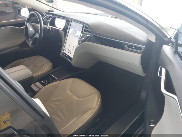2013 TESLA MODEL S 5YJSA1DP1DFP23818 Photo 4