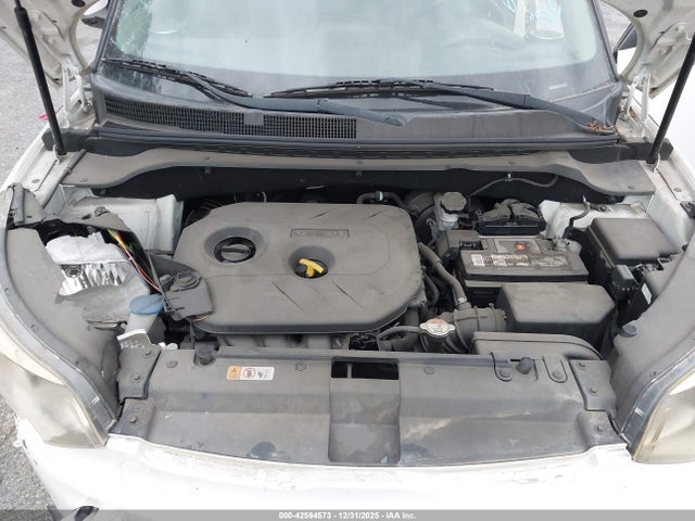 KIA SOUL + 2015 KNDJP3A52F7202480 Image 10