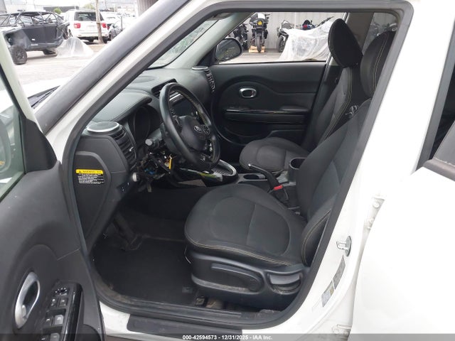KIA SOUL + 2015 KNDJP3A52F7202480 Image 16