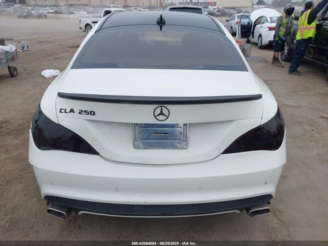 Mercedes-Benz CLA-Class 2015 WDDSJ4EB9FN224330 Image 17
