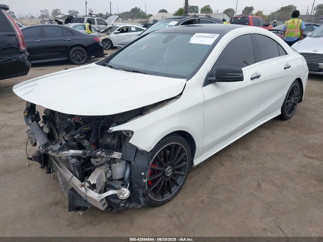 Mercedes-Benz CLA-Class 2015 WDDSJ4EB9FN224330 Image 2