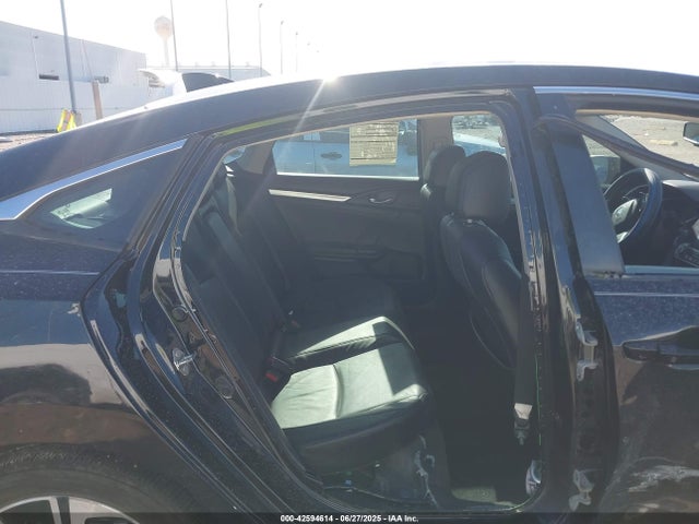 Honda l15b7 2017 19XFC1F73HE004316 Image 8