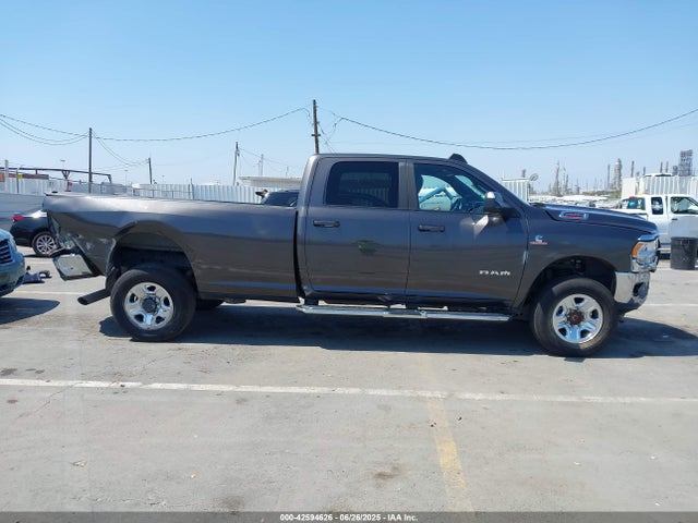 3C6UR5JL3NG296736 RAM 2022