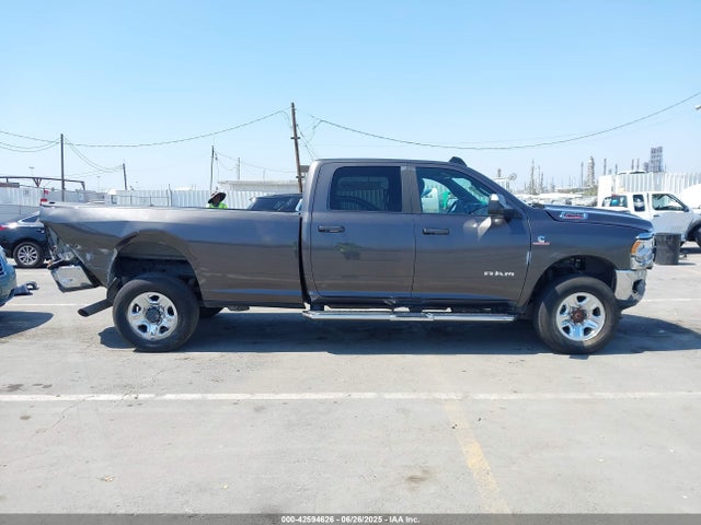 3C6UR5JL3NG296736 RAM 2022
