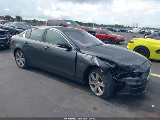 2017 JAGUAR XE SAJAD4BG8HA957655