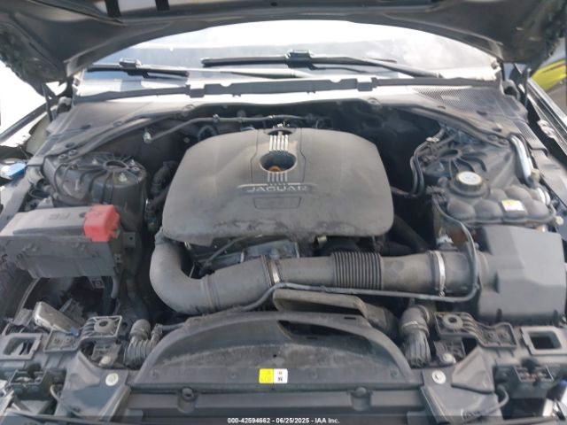 2017 JAGUAR XE SAJAD4BG8HA957655 Photo 9