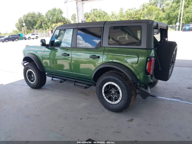2022 FORD BRONCO 1FMEE5DP8NLB42657 Photo 2