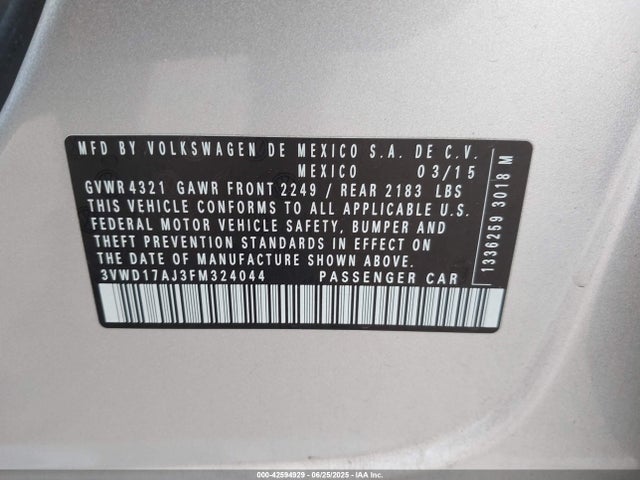 3VWD17AJ3FM324044 Volkswagen 2015