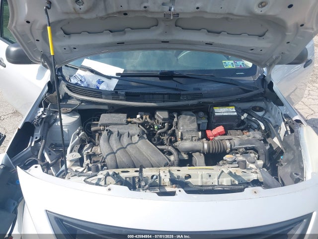 3N1CN7AP7EL804778 Nissan 2014
