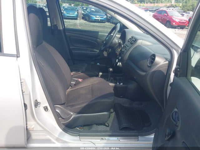 3N1CN7AP7EL804778 Nissan 2014