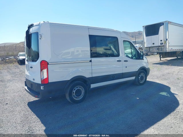 Ford 2018 2018 1FTYE1CM8JKB42370 Image 4