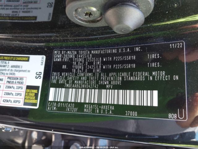 2022 TOYOTA COROLLA CROSS 7MUEAABG3NV042742 Photo 8