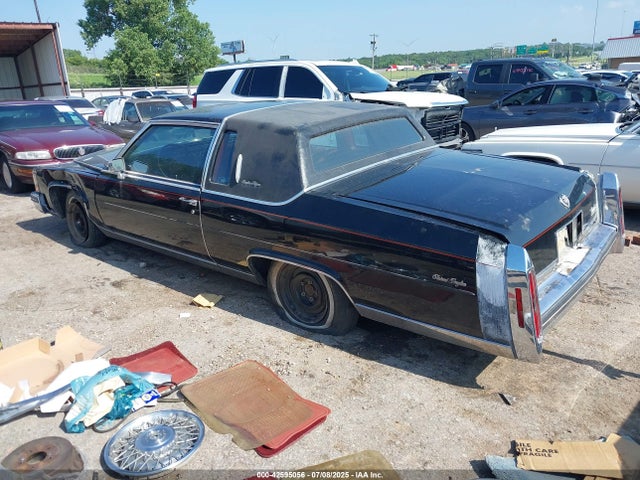 1984 CADILLAC FLEETWOOD 1G6AW4782E9141227 Photo 2