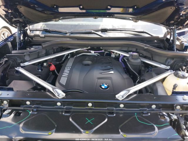 2025 BMW X7 5UX23EM01S9Z25293 Photo 9