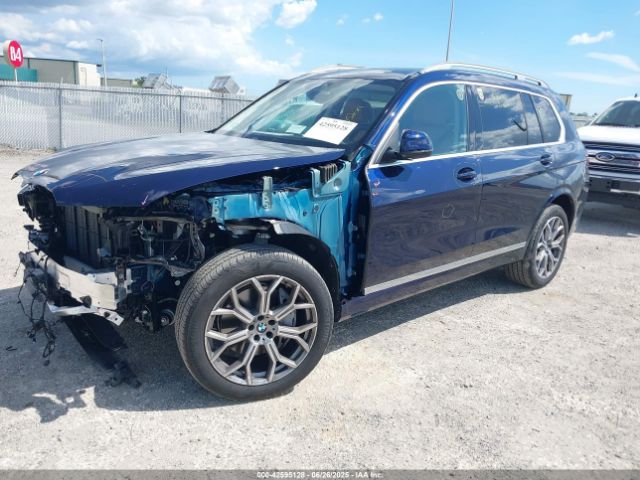 2025 BMW X7 5UX23EM01S9Z25293 Photo 1