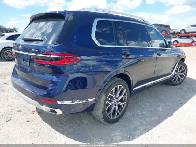 2025 BMW X7 5UX23EM01S9Z25293 Photo 3
