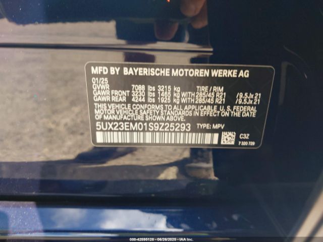 2025 BMW X7 5UX23EM01S9Z25293 Photo 8
