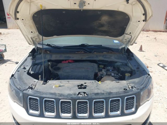 2019 JEEP COMPASS 3C4NJCBB3KT802907 Photo 9