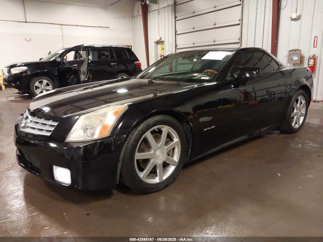 Продажа на аукционе авто 2004 Cadillac Xlr Standard, vin: 1G6YV34A545602459, номер лота: 42595167