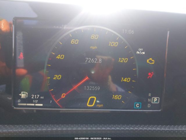 WDD3G4EBXKW031742 Mercedes-Benz m260