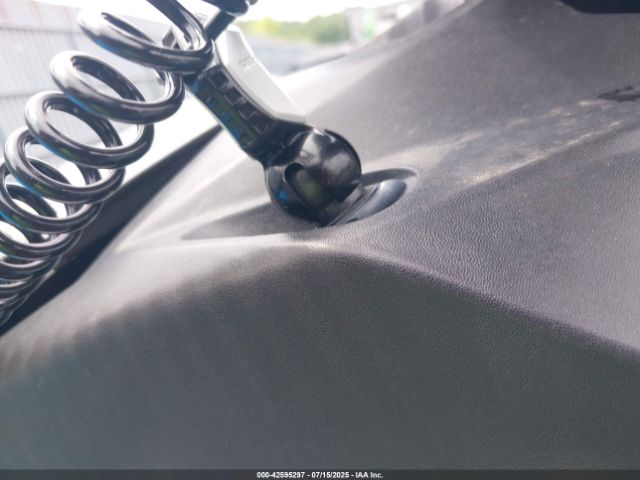 2016 SEADOO SPARK 00000YDV48943A616 Photo 10