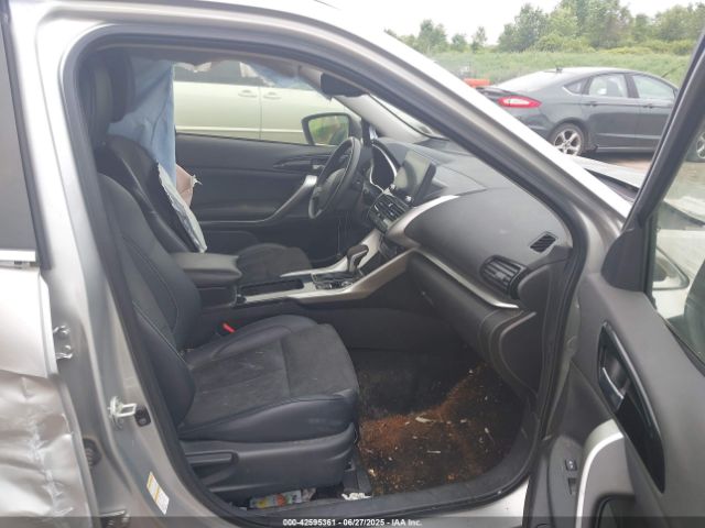 2022 MITSUBISHI ECLIPSE CROSS JA4ATWAA9NZ004499 Photo 4