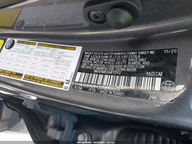 2021 TOYOTA C-HR NMTKHMBX6MR119952 Photo 8