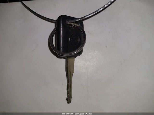 3N1CE2CP1FL437913 Nissan 2015