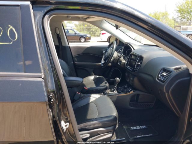 2017 JEEP NEW COMPASS 3C4NJDCB8HT688870 Photo 4