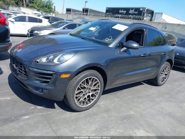 2018 PORSCHE MACAN WP1AB2A51JLB30727 Photo 1