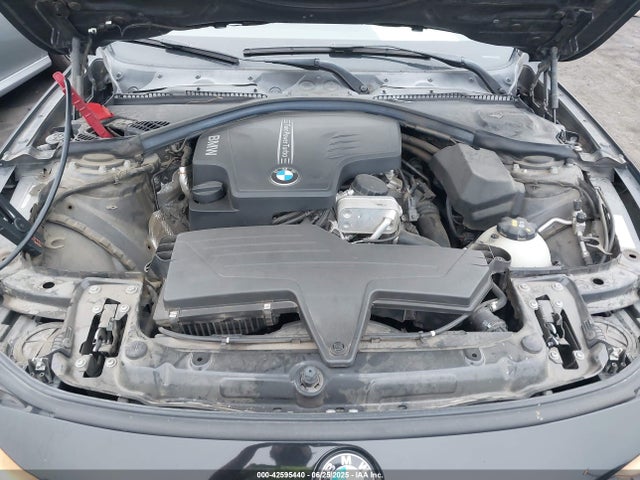 BMW 320i 2015 WBA3B1G56FNT05199 Image 10