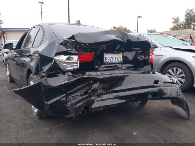 BMW 320i 2015 WBA3B1G56FNT05199 Image 6
