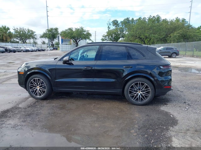 Porsche Cayenne 2024 WP1AA2AY2RDA10437 Image 14