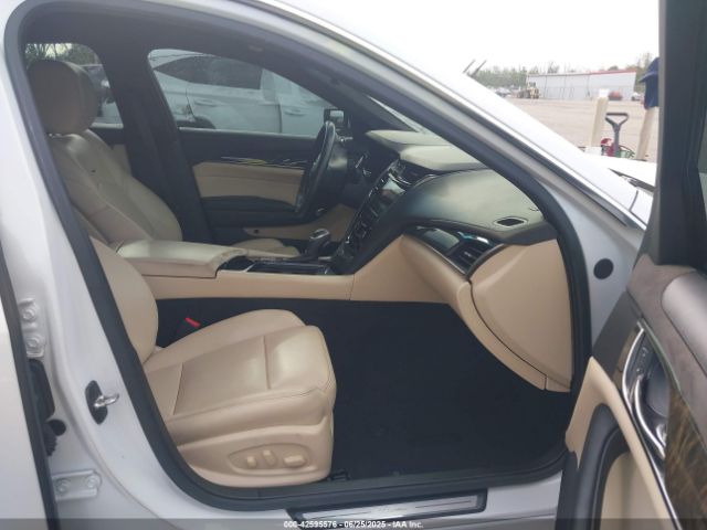 2017 CADILLAC CTS 1G6AR5SX6H0158519 Photo 4