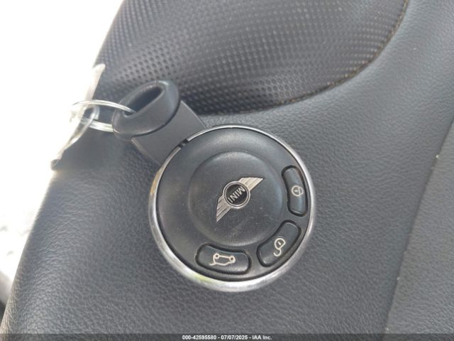 2011 MINI COOPER S WMWSV3C50BTY24792 Photo 10