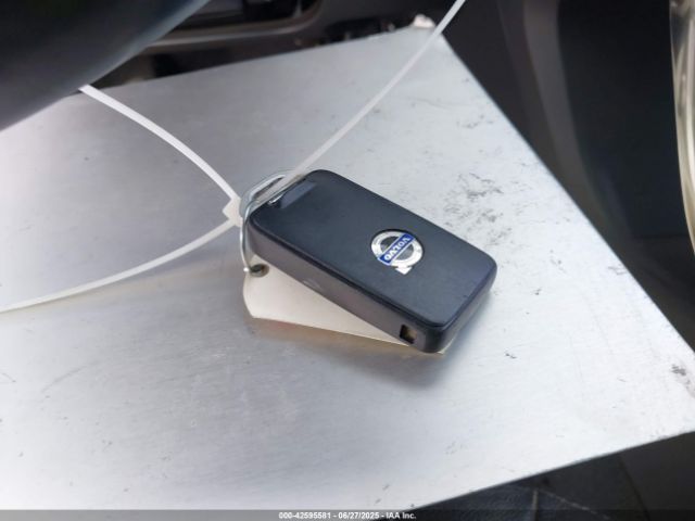 2017 VOLVO S60 INSCRIPTION LYV402HK4HB127190 Photo 10