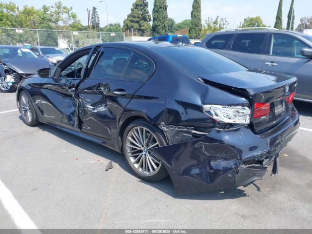 2018 BMW 530I WBAJA5C51JG898278 Photo 2