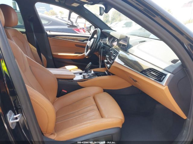 2018 BMW 530I WBAJA5C51JG898278 Photo 4