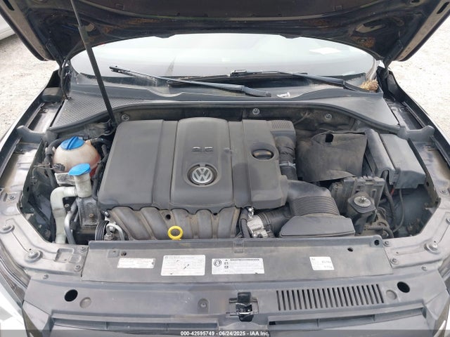 Volkswagen 2014 2014 1VWAP7A33EC025978 Image 10