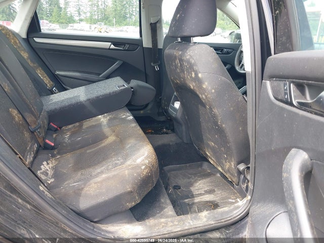 Volkswagen 2014 2014 1VWAP7A33EC025978 Image 8