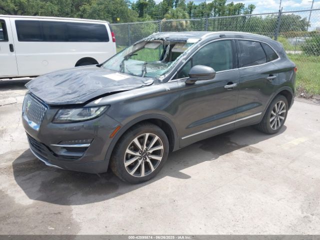 2019 LINCOLN MKC 5LMCJ3C99KUL03532 Photo 1