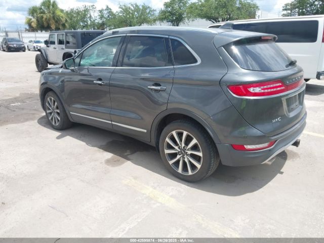 2019 LINCOLN MKC 5LMCJ3C99KUL03532 Photo 2
