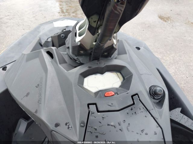 2021 SEADOO OTHER YDV15296J021 Photo 6