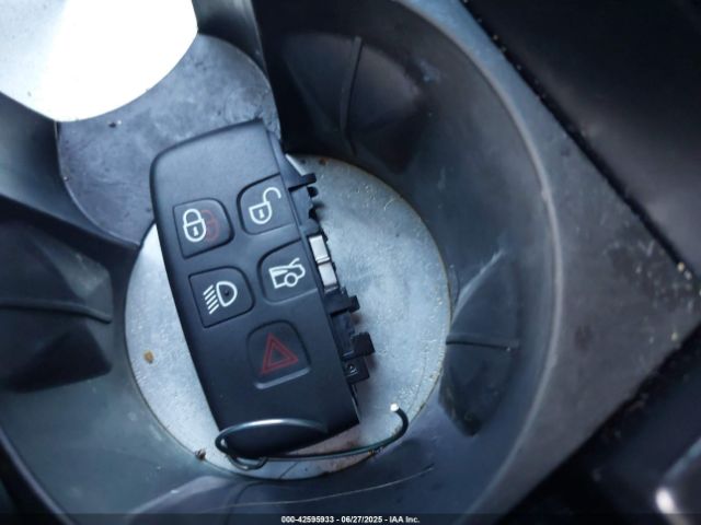 2015 JAGUAR XF SAJWA0HP7FMU68769 Photo 10