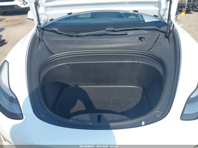 2019 TESLA MODEL 3 5YJ3E1EB1KF452686 Photo 9