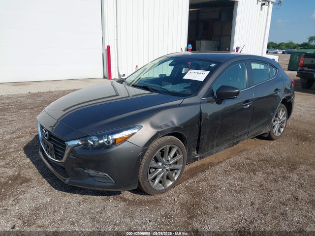 3MZBN1L35JM182117 Mazda py