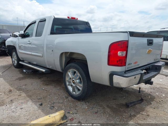 2012 CHEVROLET SILVERADO 1500 1GCRCSE03CZ195837 Photo 2