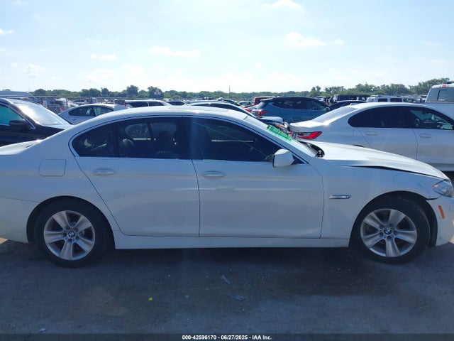 2013 Bmw 528i მანქანა იყიდება აუქციონზე, vin: WBAXG5C53DD233641, აუქციონის ნომერი: 42596170